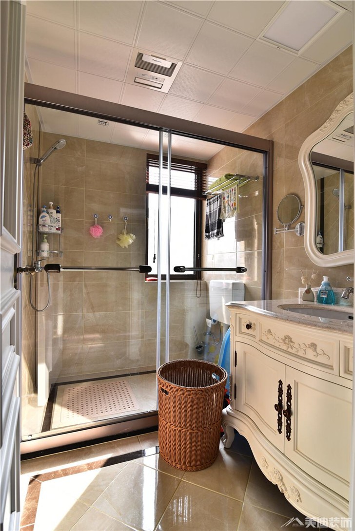 金茂梅溪湖裝修案例-衛(wèi)生間