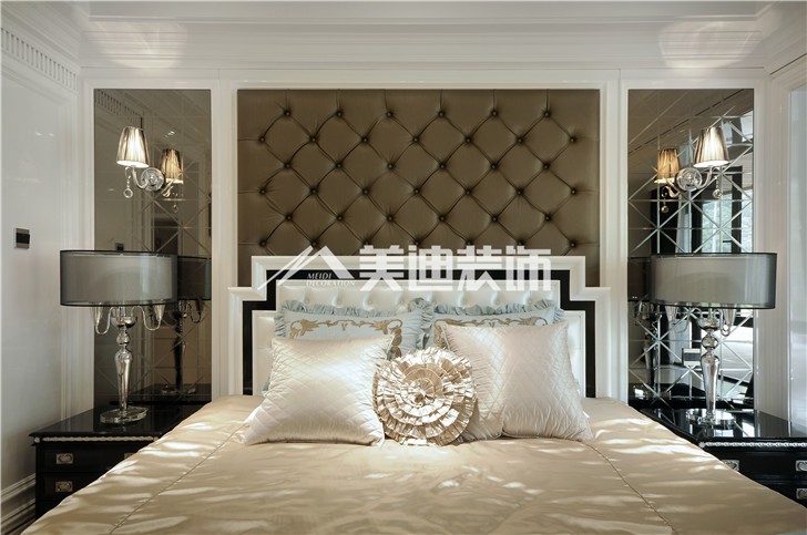 萬科里梅溪郡新奢古典裝修案例圖—臥室