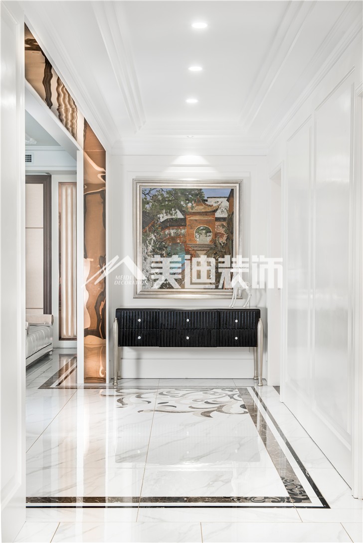 保利國際新奢古典風裝修案例圖—過道