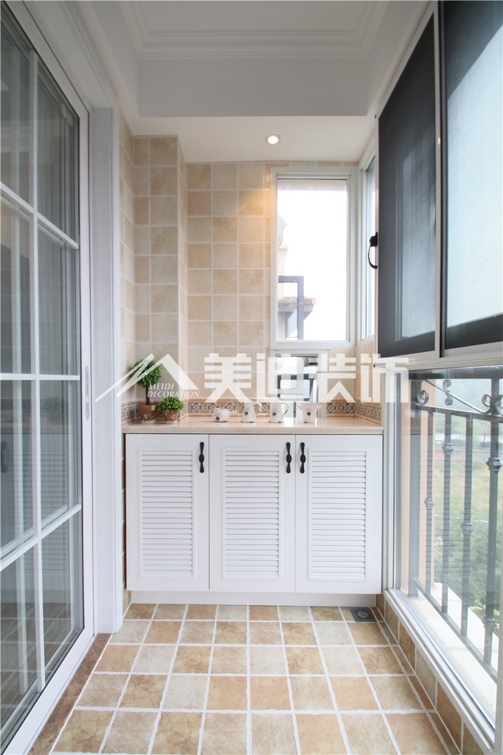 香樟公館美式風裝修案例圖—陽臺