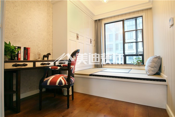 香樟公館美式風裝修案例圖—臥室