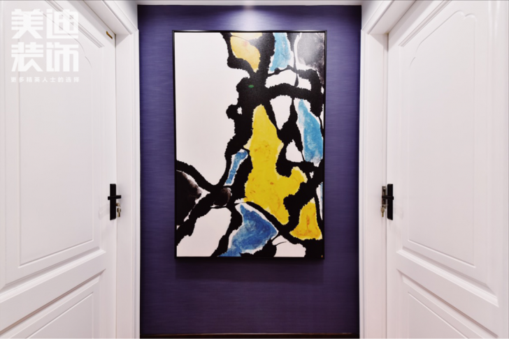 洋湖十八克拉135平現(xiàn)代簡(jiǎn)約風(fēng)裝修案例實(shí)拍圖--過道