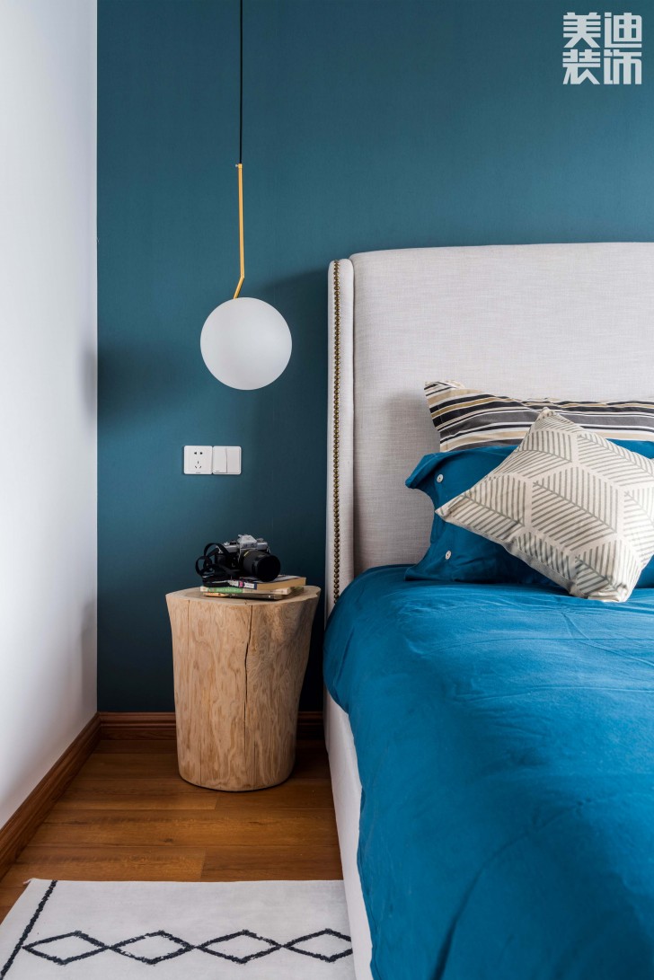 云頂梅溪湖160㎡現(xiàn)代簡(jiǎn)約風(fēng)格裝修案例實(shí)拍圖--臥室